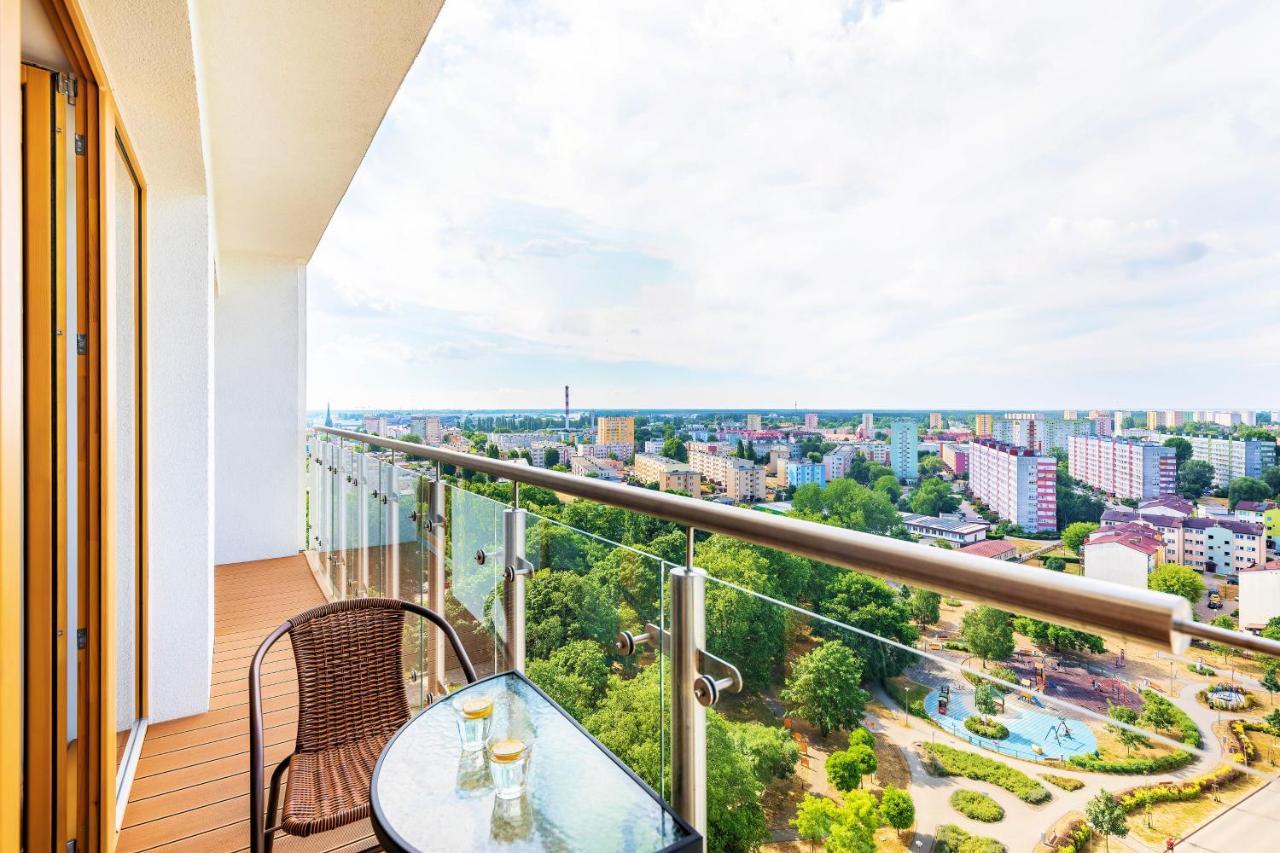 Platan Tower Baltic & More Apartments Свиноуйсьце Экстерьер фото